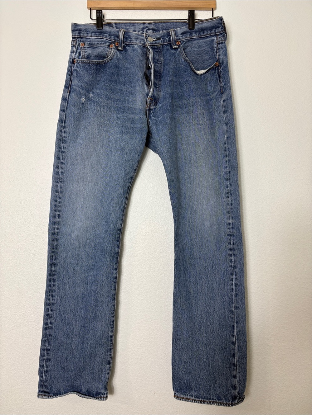 Levi's Button Fly 501 Jeans 33x32